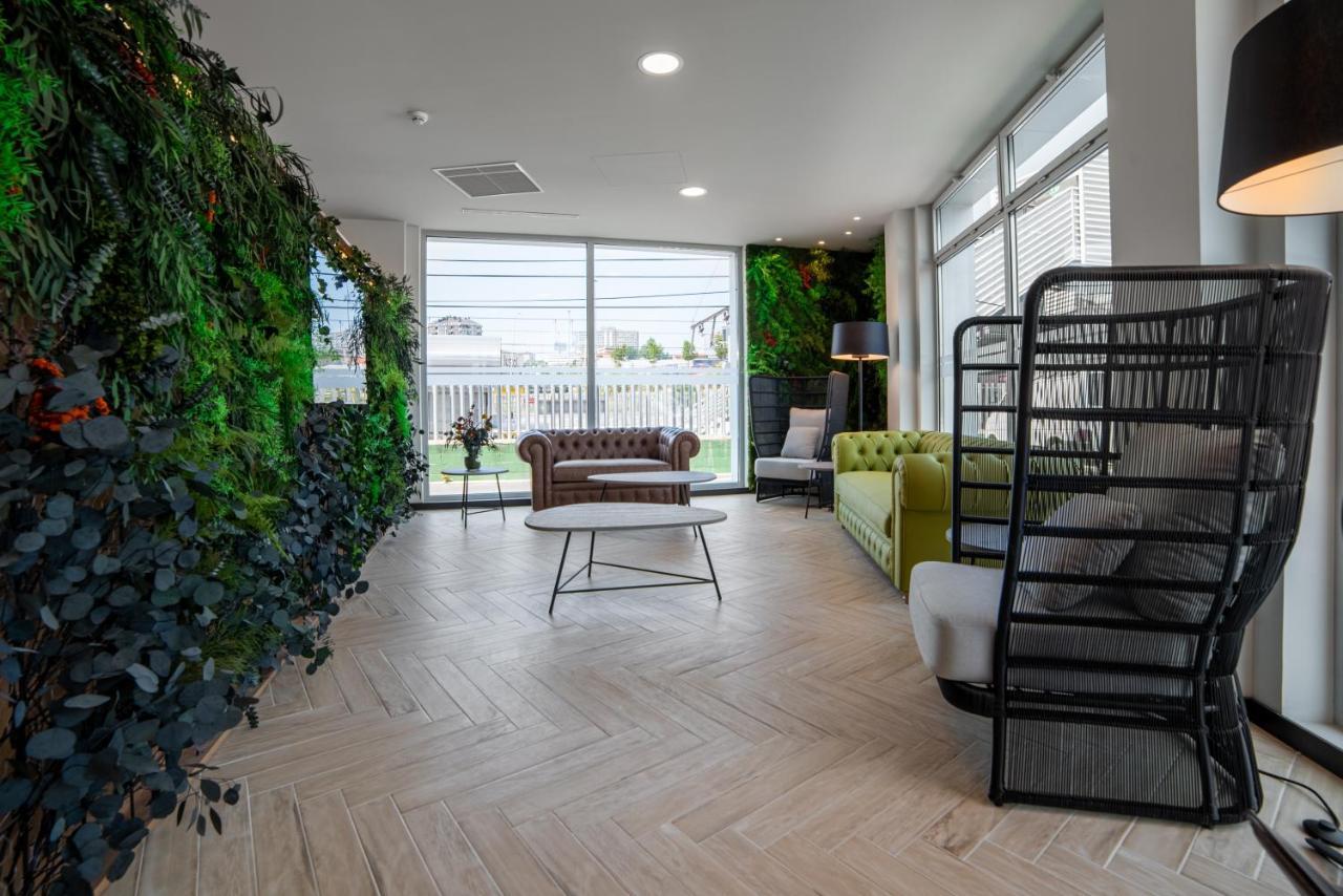 Ibis Styles Santander Hotel Exterior foto